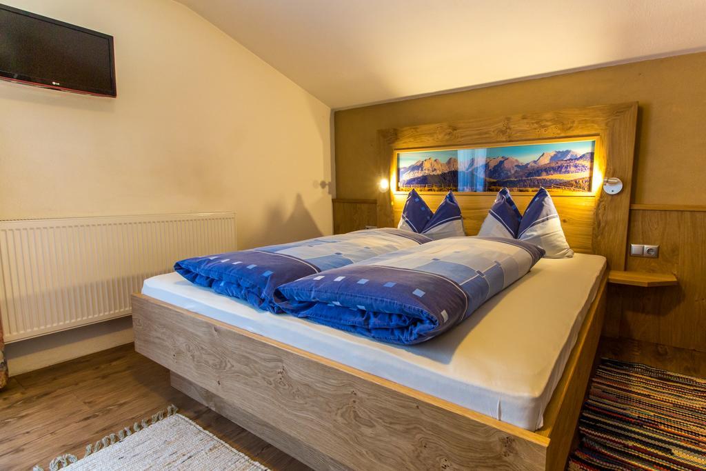 Pension Schweizerhof ヴァイトリンク 部屋 写真