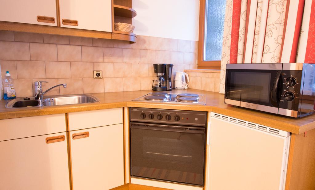 Pension Schweizerhof ヴァイトリンク 部屋 写真