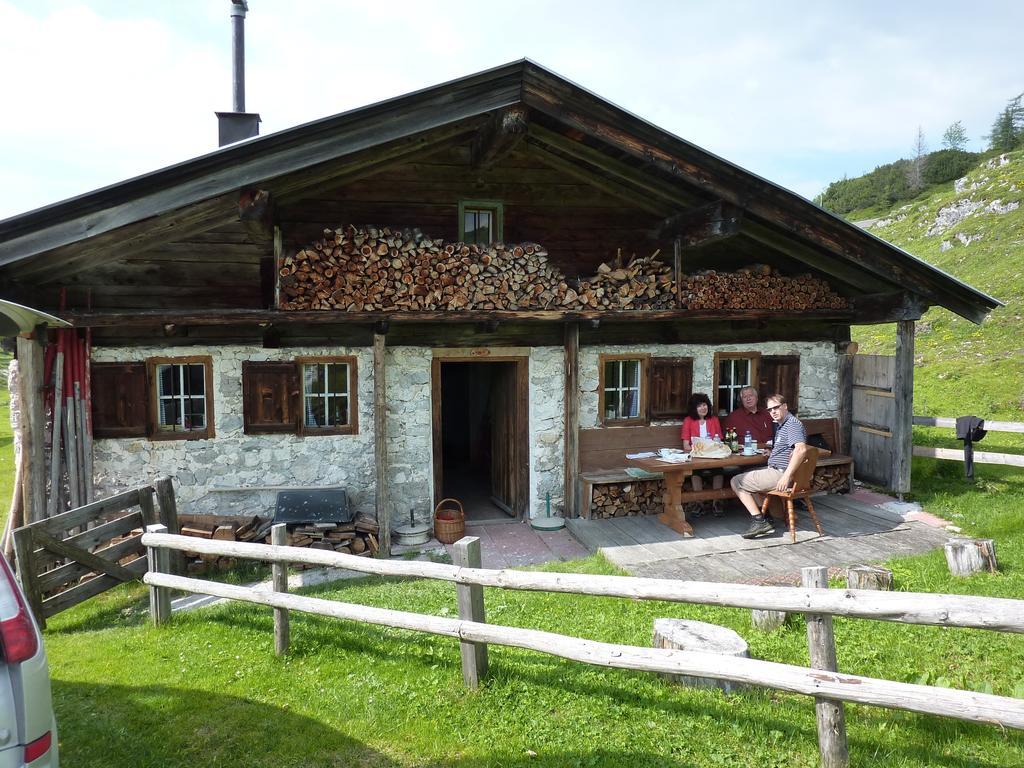 Pension Schweizerhof ヴァイトリンク エクステリア 写真